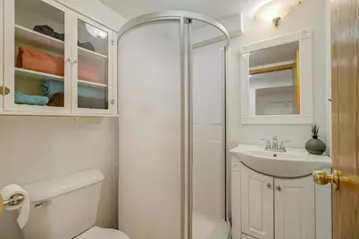 405 Robert Street S, Saint Paul, MN 55107 - Photo 25