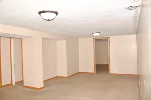 151 Mt Vernon Ave, Maplewood, MN 55117 - Photo 13