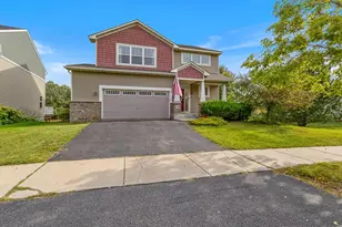 708 Lenox Dr, Waconia, MN 55387 - Photo 1