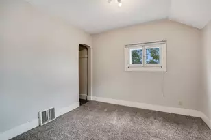 1178 W Broadway St, Winona, MN 55987 - Photo 13