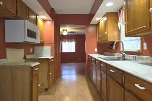 219 Fairmont Ave, Sherburn, MN 56171 - Photo 7