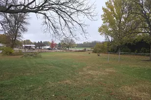 219 Fairmont Ave, Sherburn, MN 56171 - Photo 29