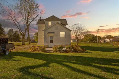 55570 State Highway 56, West Concord, MN 55985 - Photo 1