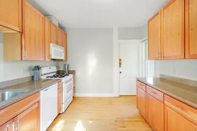 442 Pierce Street N, Saint Paul, MN 55104 - Photo 11