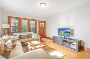 442 Pierce Street N, Saint Paul, MN 55104 - Photo 3