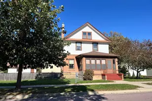 116 W Lewis St, Mankato, MN 56001 - Photo 1