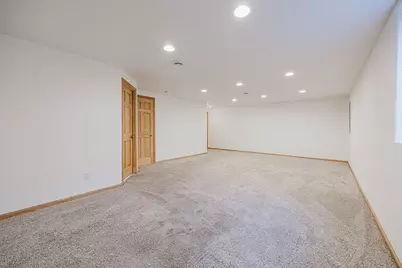 4281 Estate Drive S, Fargo, ND 58104 - Photo 29