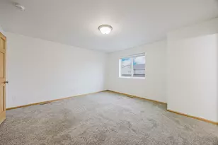 4281 Estate Dr S, Fargo, ND 58104 - Photo 17