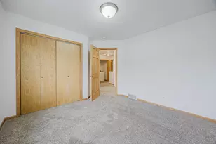 4281 Estate Dr S, Fargo, ND 58104 - Photo 25