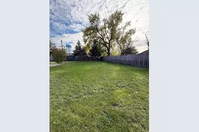 1810 1st Avenue SE, Austin, MN 55912 - Photo 25