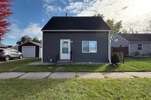 1810 1st Ave SE, Austin, MN 55912 - Photo 1