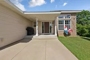 563 Summit Ave, Dundas, MN 55019 - Photo 3