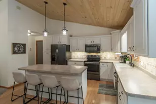 10660 Saint Mathias Rd, Brainerd, MN 56401 - Photo 7