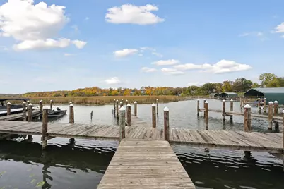 3734 Woodland Cove Parkway, Minnetrista, MN 55331 - Photo 3