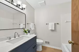 4635 Shenandoah Ln N, Plymouth, MN 55446 - Photo 29