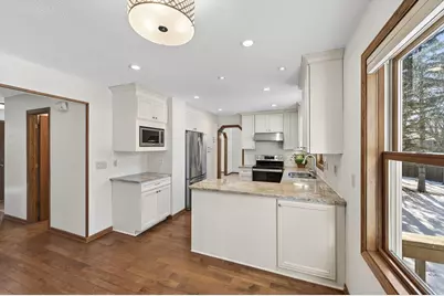 4635 Shenandoah Lane N, Plymouth, MN 55446 - Photo 15