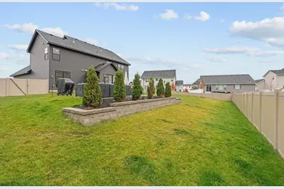 17926 Hidden Creek Trail, Lakeville, MN 55044 - Photo 43