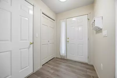 2830 Wheatland Drive S, Fargo,  58103 - Photo 3