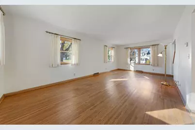 453 11th Street SW, Faribault, MN 55021 - Photo 11