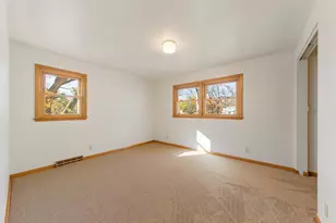 453 11th St SW, Faribault, MN 55021 - Photo 23