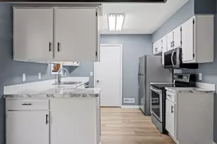 9667 103rd Pl N, Maple Grove, MN 55369 - Photo 9