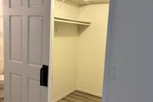 10511 Cedar Lake Rd, Minnetonka, MN 55305 - Photo 7