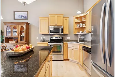 3124 Frontier Drive, Woodbury, MN 55129 - Photo 9