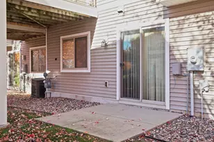 3124 Frontier Dr, Woodbury, MN 55129 - Photo 25