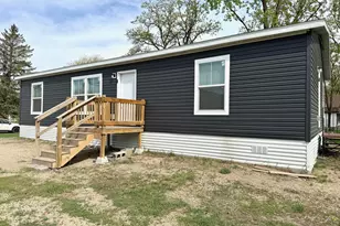 424 2nd St N, Greenbush, MN 56726 - Photo 13