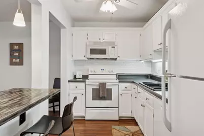 10501 Cedar Lake Road #206, Minnetonka, MN 55305 - Photo 5