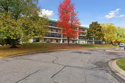 10501 Cedar Lake Road #206, Minnetonka, MN 55305 - Photo 3