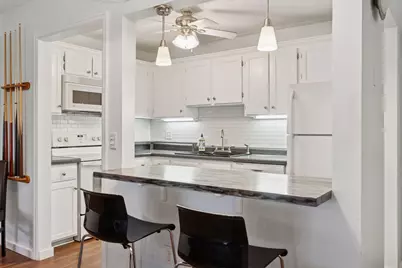 10501 Cedar Lake Road #206, Minnetonka, MN 55305 - Photo 9