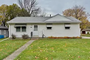 313 9th St, Gaylord, MN 55334 - Photo 1