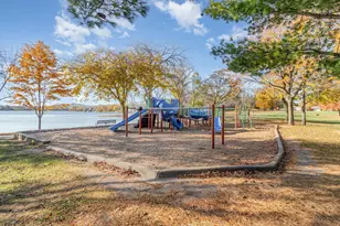 712 E 151st St, Burnsville, MN 55306 - Photo 15