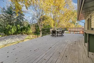 712 E 151st St, Burnsville, MN 55306 - Photo 3