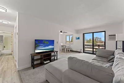 4407 Wilshire Boulevard #204, Mound, MN 55364 - Photo 9