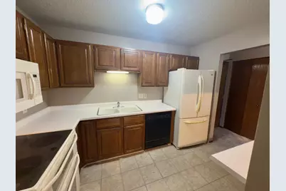 10441 Greenbrier Road #303, Minnetonka, MN 55305 - Photo 9