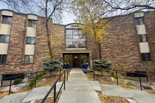 10441 Greenbrier Rd, Minnetonka, MN 55305 - Photo 1