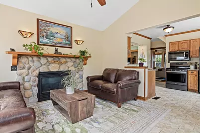 536 Hiawatha Avenue, Mendota Heights, MN 55118 - Photo 15