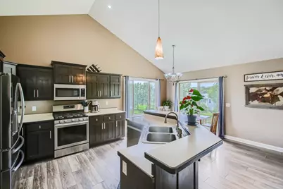 28526 Lakeside Trail, Lindstrom, MN 55045 - Photo 7