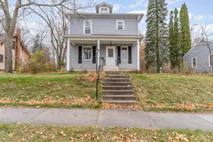 810 Washington St, Northfield, MN 55057 - Photo 1