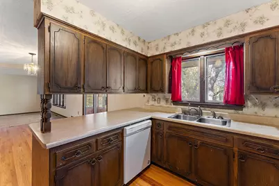 7916 61st Avenue N, New Hope, MN 55428 - Photo 11