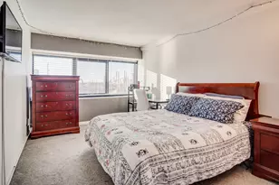 1920 S 1st St, Minneapolis, MN 55454 - Photo 11