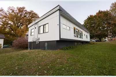 635 W Summit Avenue, Fergus Falls, MN 56537 - Photo 39