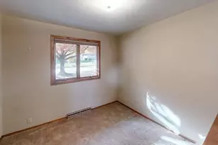 1704 Plainview Ln, Albert Lea, MN 56007 - Photo 29