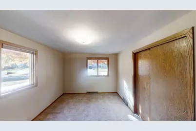 1704 Plainview Lane, Albert Lea, MN 56007 - Photo 31