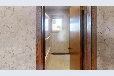 1704 Plainview Lane, Albert Lea, MN 56007 - Photo 25