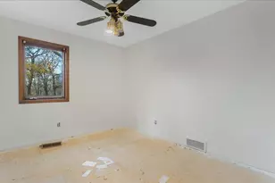 135 Linden Ave, Alexandria, MN 56308 - Photo 19