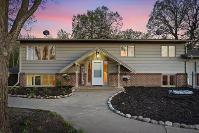 5075 Big Woods Boulevard, Chaska, MN 55318 - Photo 3
