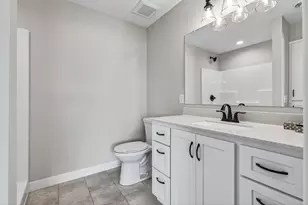 7222 Hawthorne Ct, North Branch, MN 55056 - Photo 19